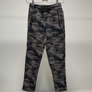 Gap Fit Kids Camouflage Jogger Pants size 10 (L)